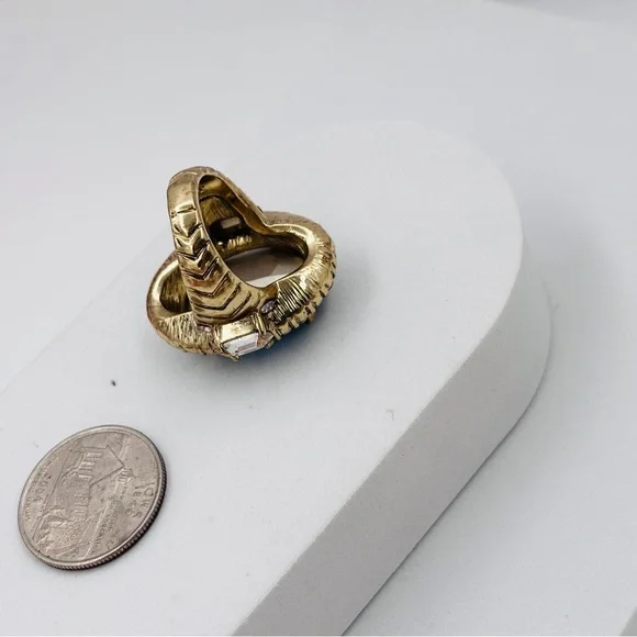 Heidi Daus Crystal Ring - Size 7 firm price - Picture 6 of 8